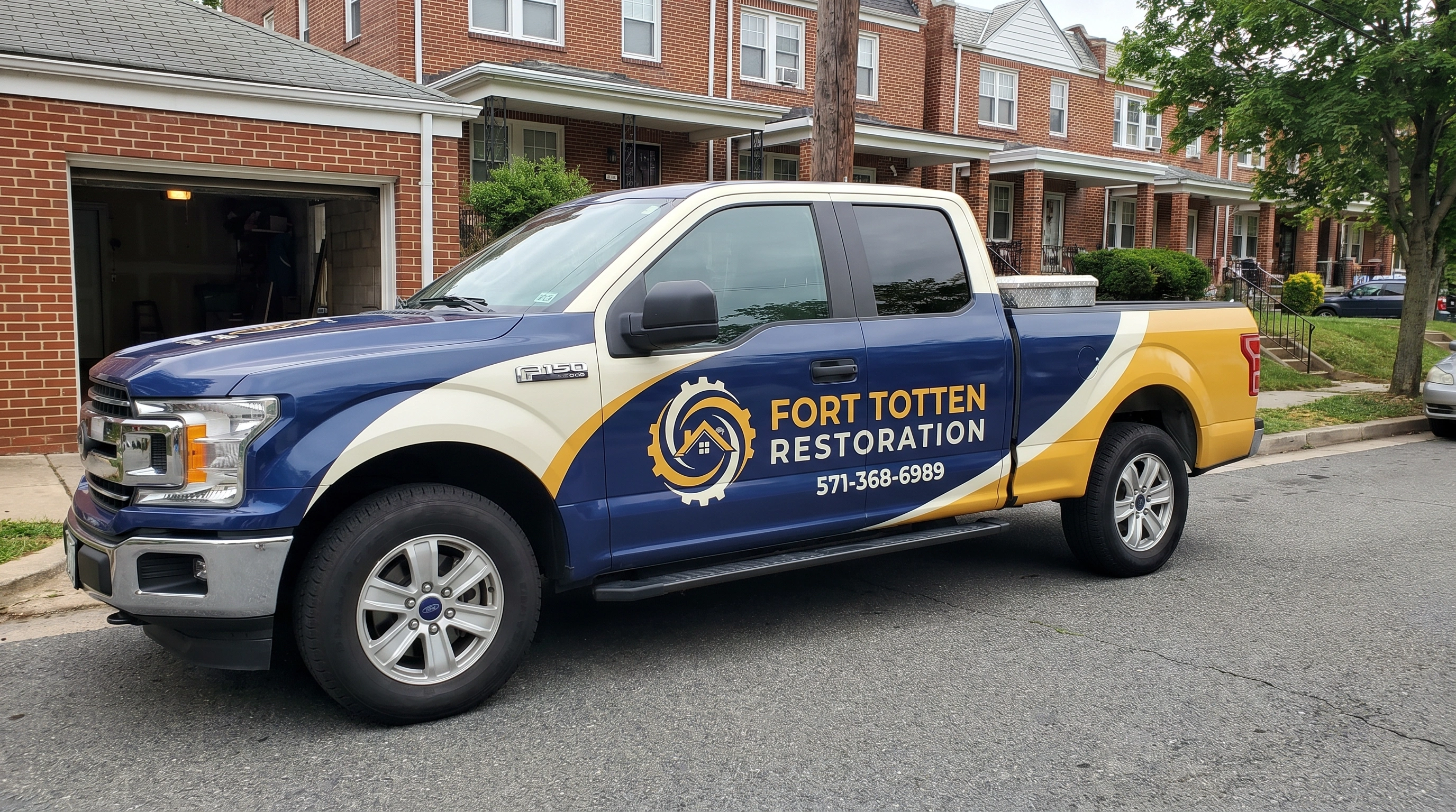 Damage restoration crew at work in Washington, DC